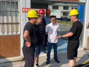 市國資委黨委委員、副主任朱輝一行赴市北31號地塊項目檢查“雙節”